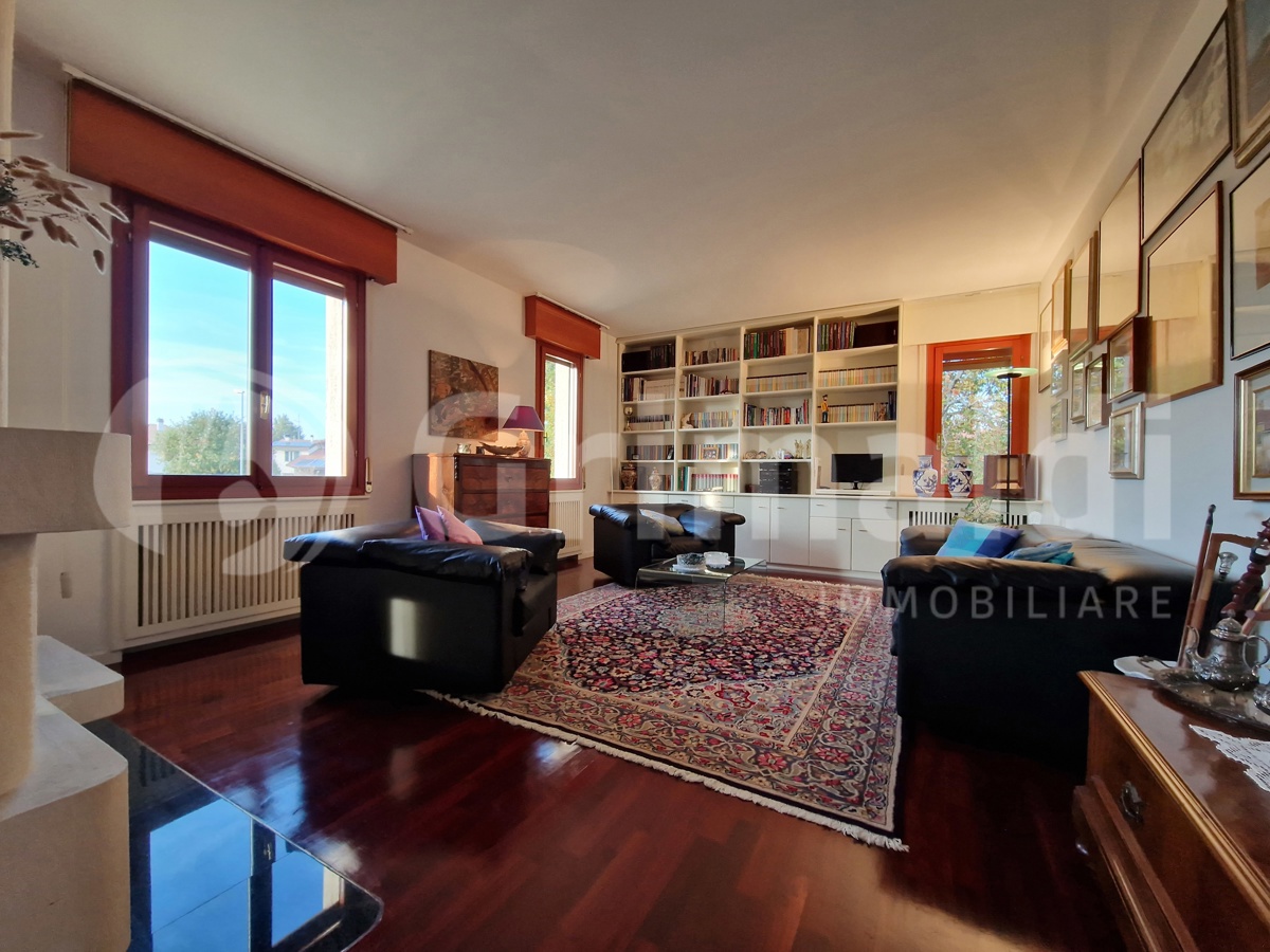 Villa in vendita a Medicina