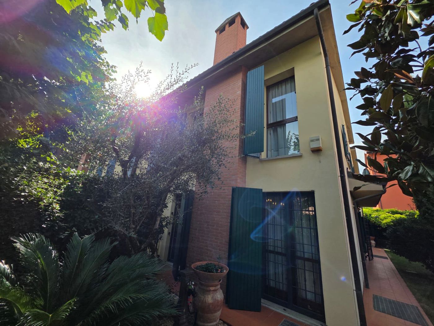 Villa in vendita a Monte San Pietro