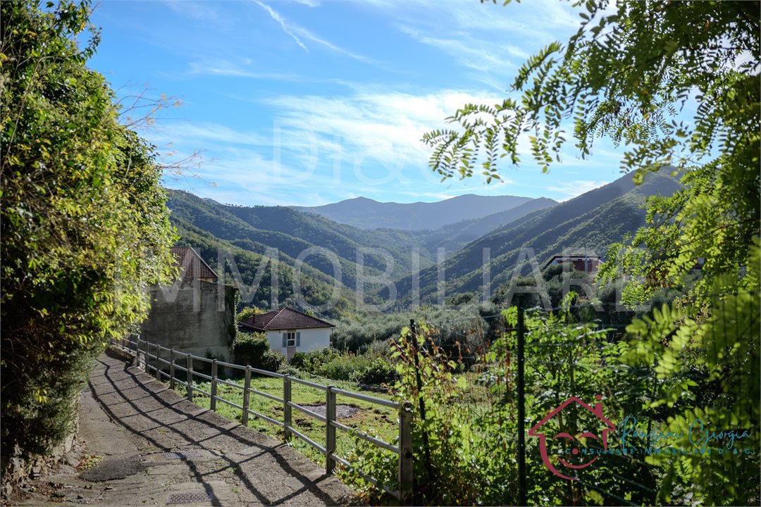 Casa indipendente in vendita a Casanova Lerrone