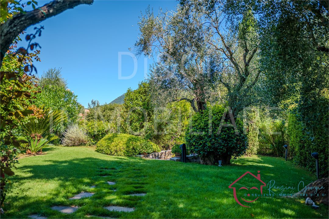 Villa in vendita a Garlenda