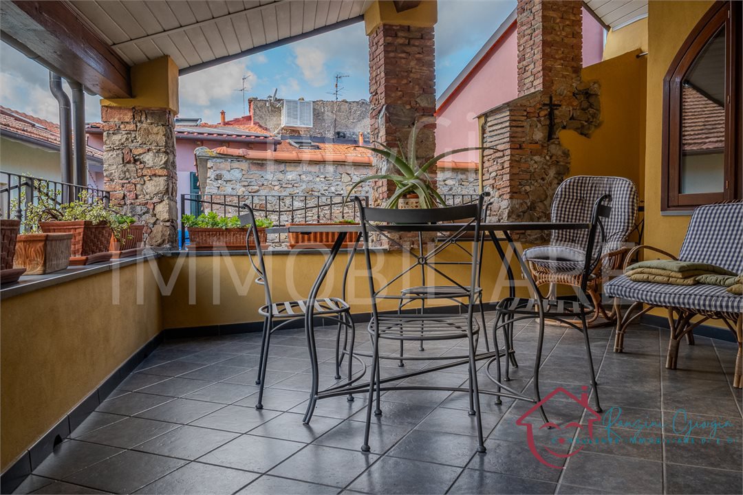 Rustico in vendita a Villanova d'Albenga