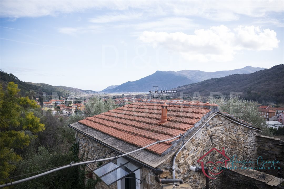 Trilocale in affitto a Ortovero