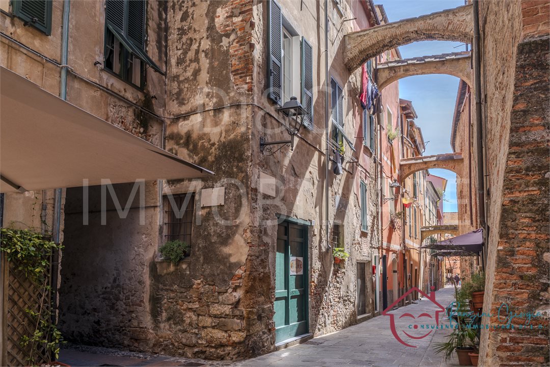 Appartamento in vendita a Albenga