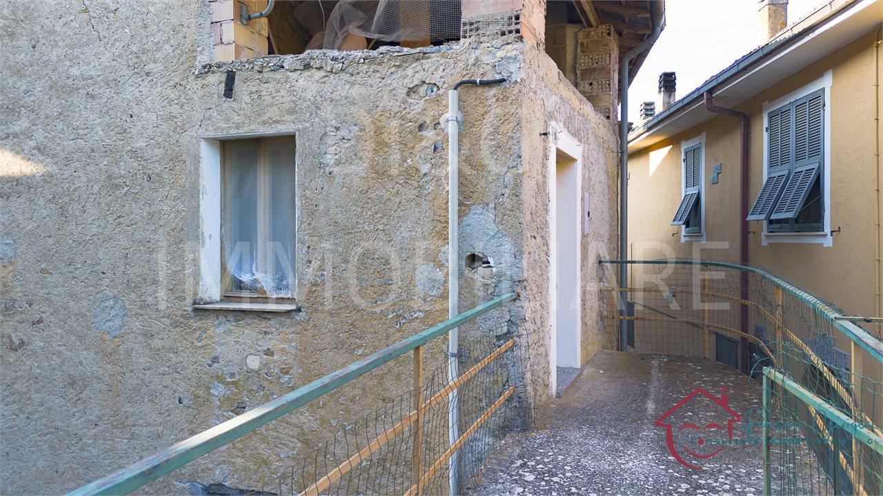 Rustico in vendita a Garlenda