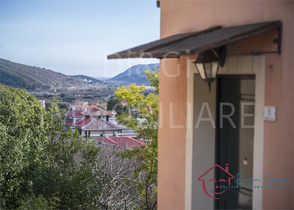 Trilocale in vendita a Ortovero