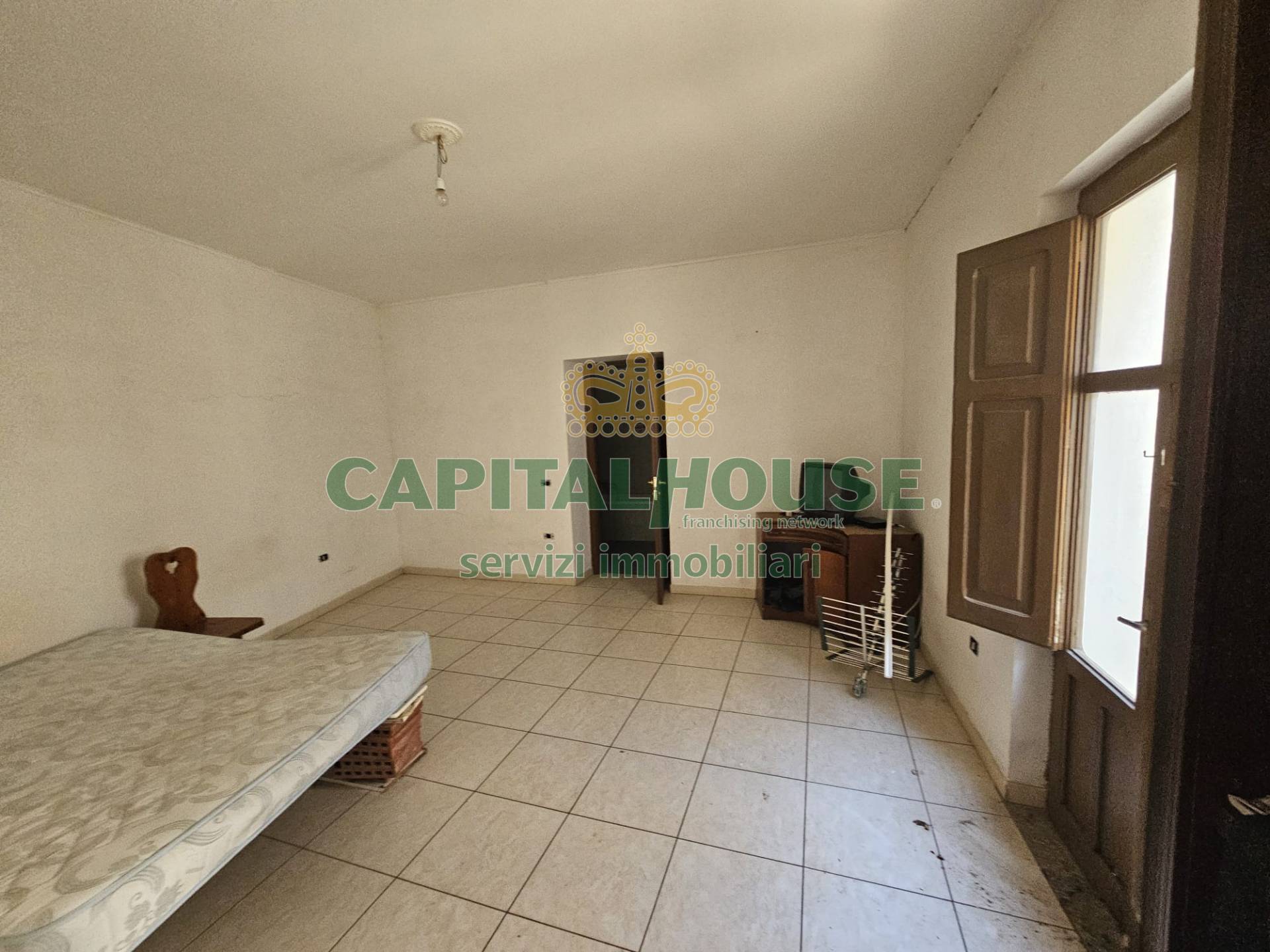 S.Indipendente in vendita a Pignataro Maggiore