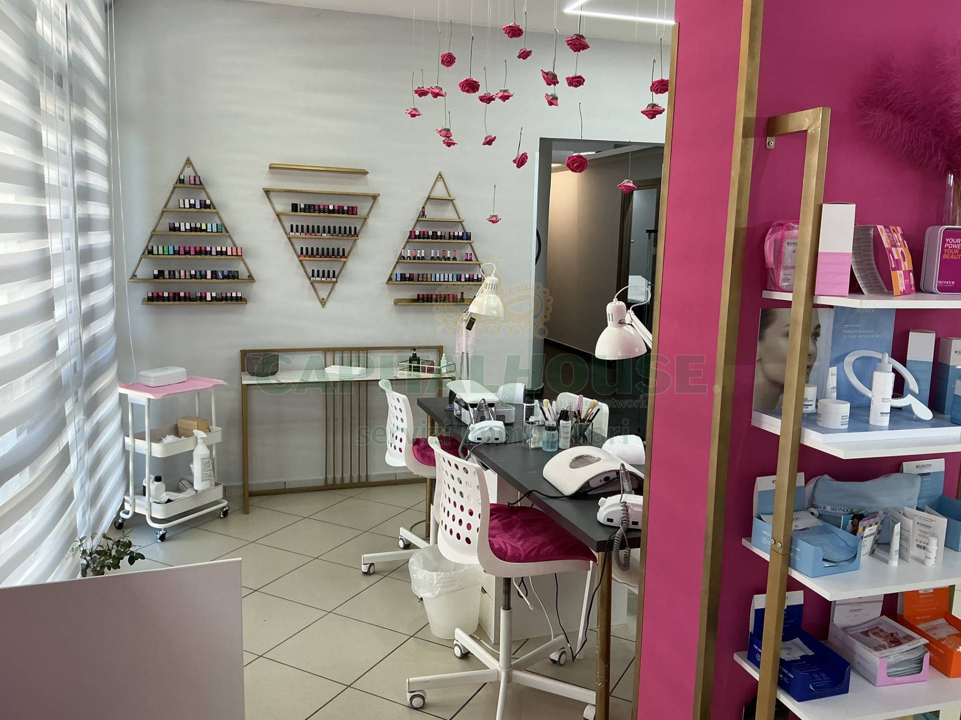 Attivit commerciale in vendita a Vitulazio