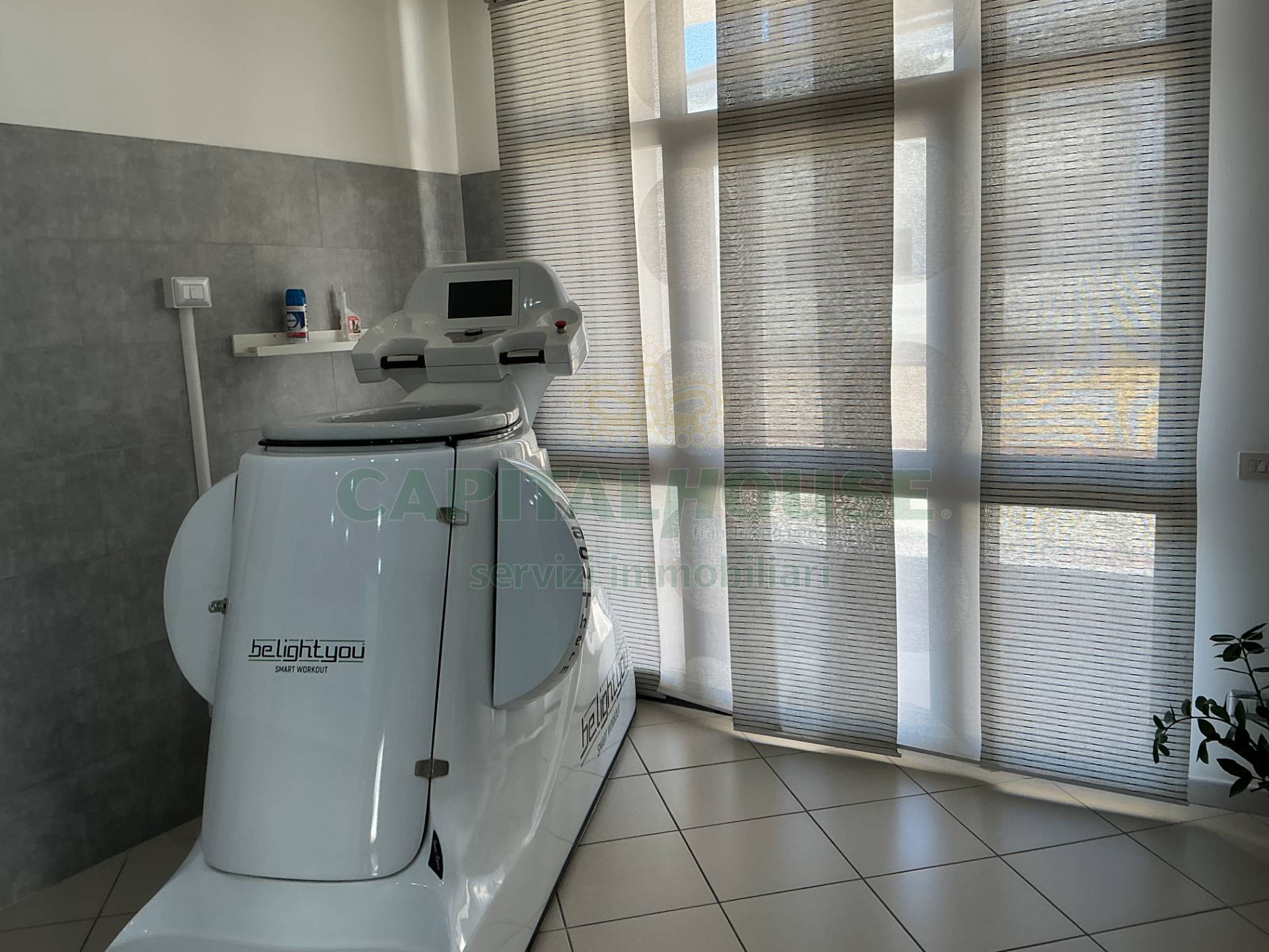 Attivit commerciale in vendita a Vitulazio