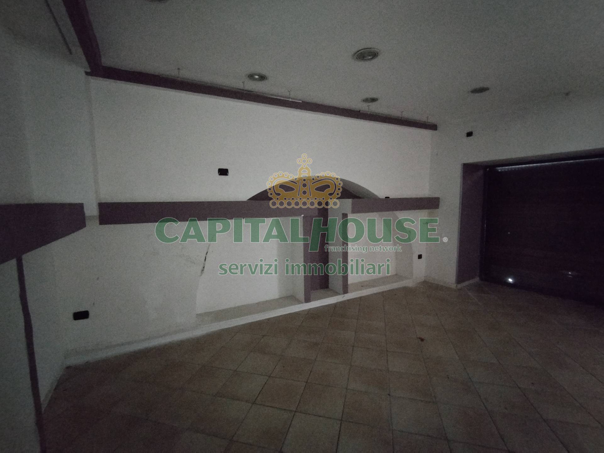 Commerciale in vendita a Bellona