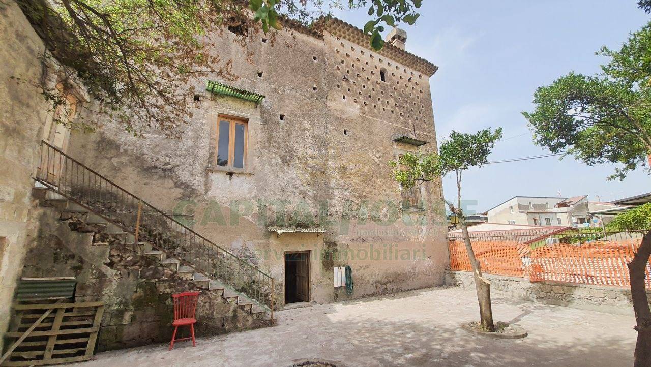 Appartamento in corte in vendita a Pastorano