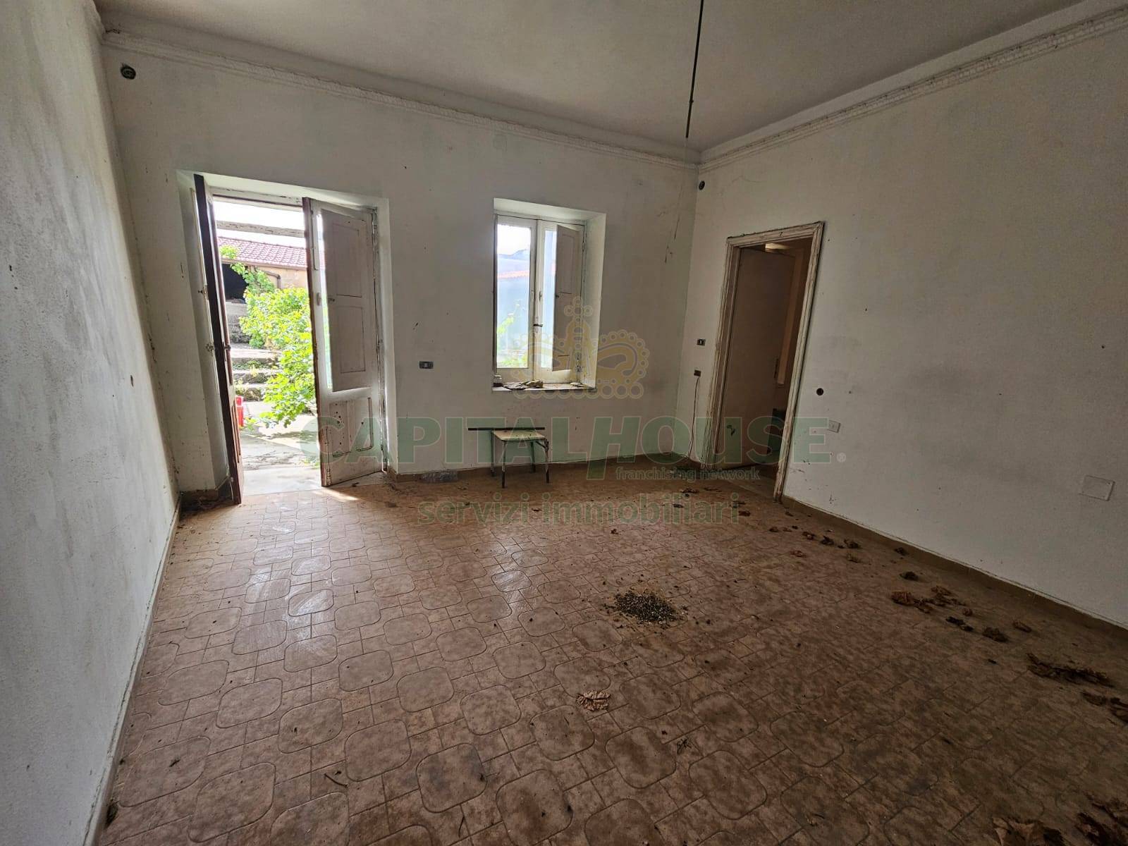 Appartamento in corte in vendita a Giano Vetusto
