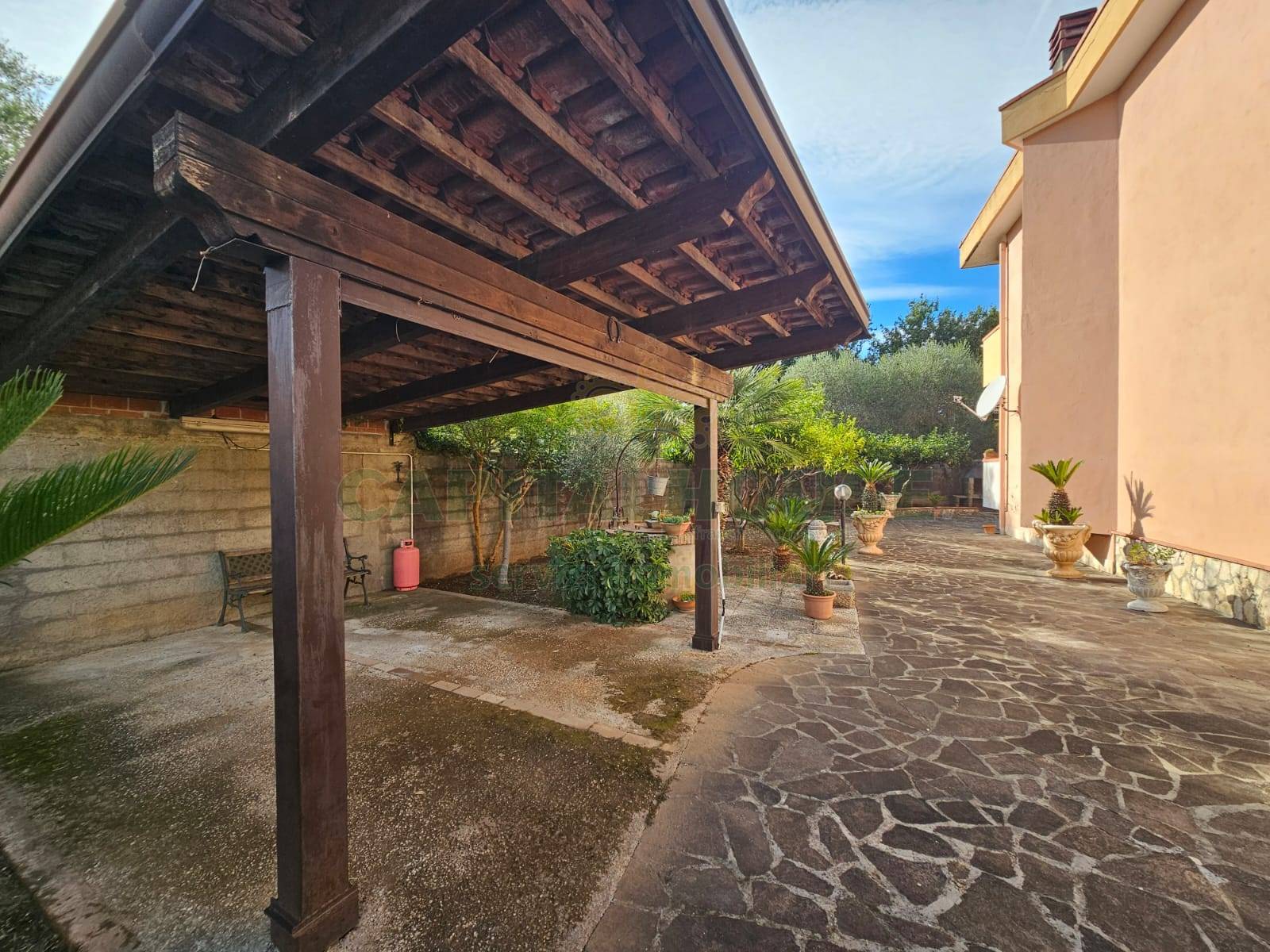 Villette a schiera in vendita a Camigliano