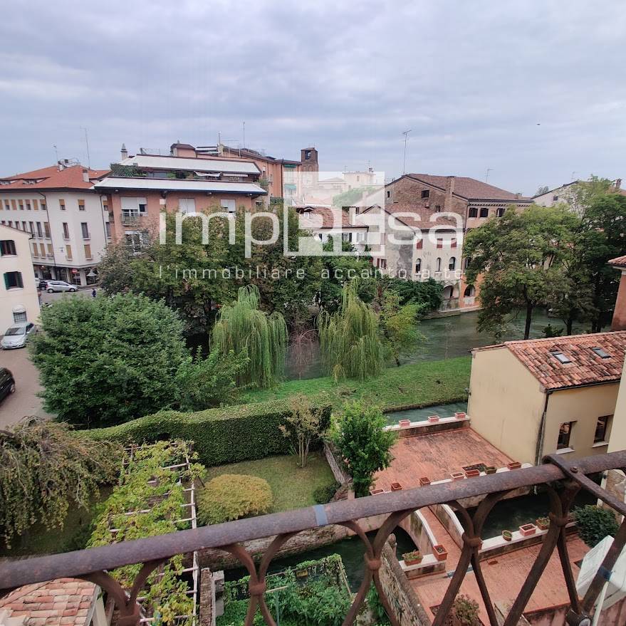 Palazzo in vendita a Treviso, Centro storico