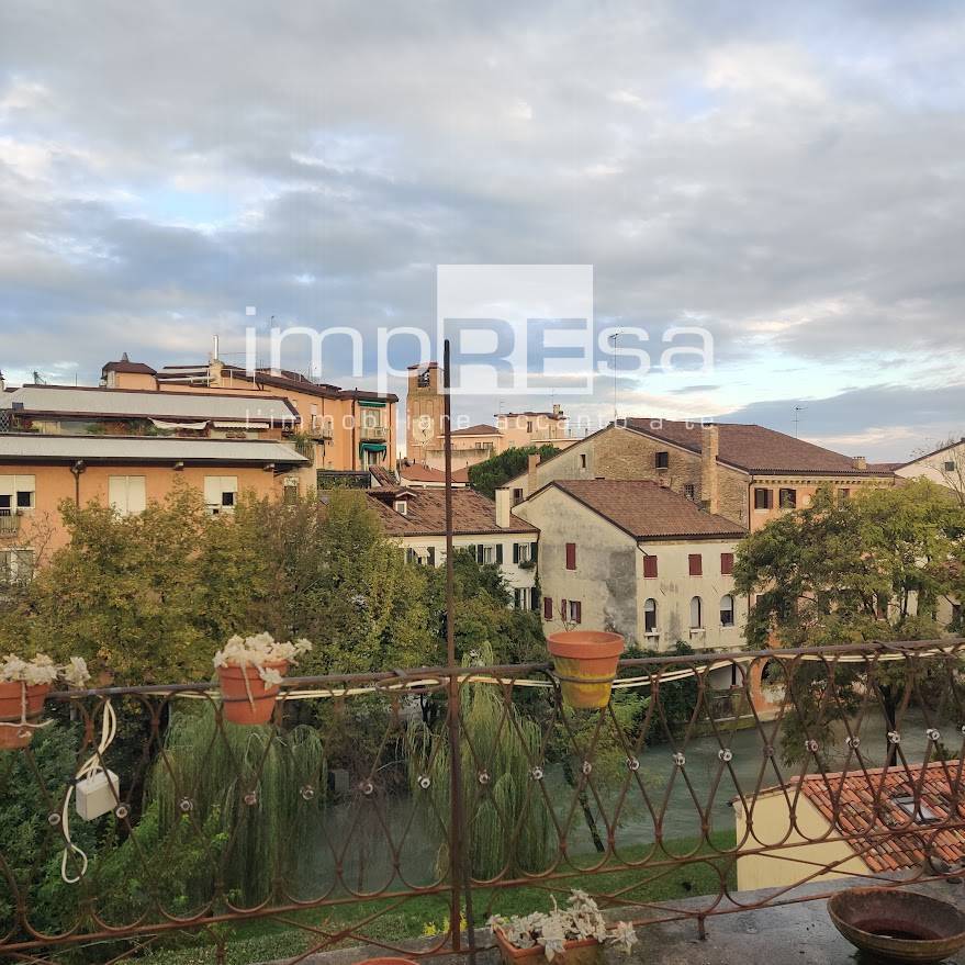 Palazzo in vendita a Treviso, Centro storico