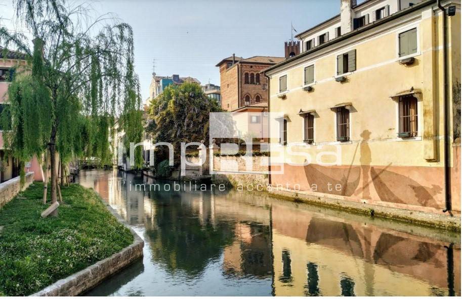 Palazzo in vendita a Treviso, Centro storico