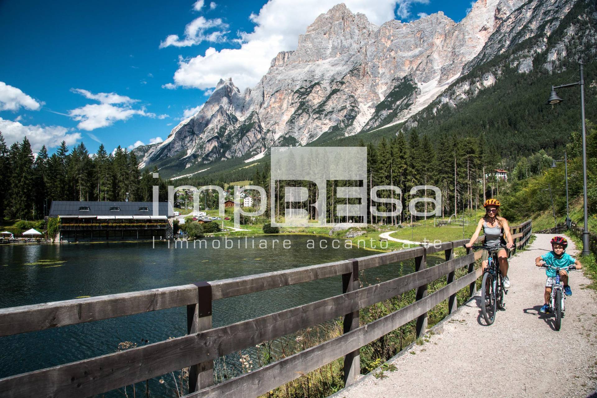 Abbinata/Bifamiliare in vendita a San Vito di Cadore
