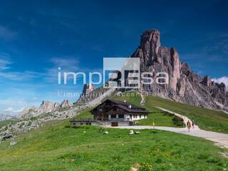 Abbinata/Bifamiliare in vendita a San Vito di Cadore