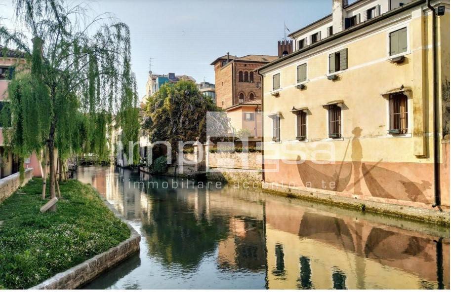 Palazzo in vendita a Treviso, Centro storico