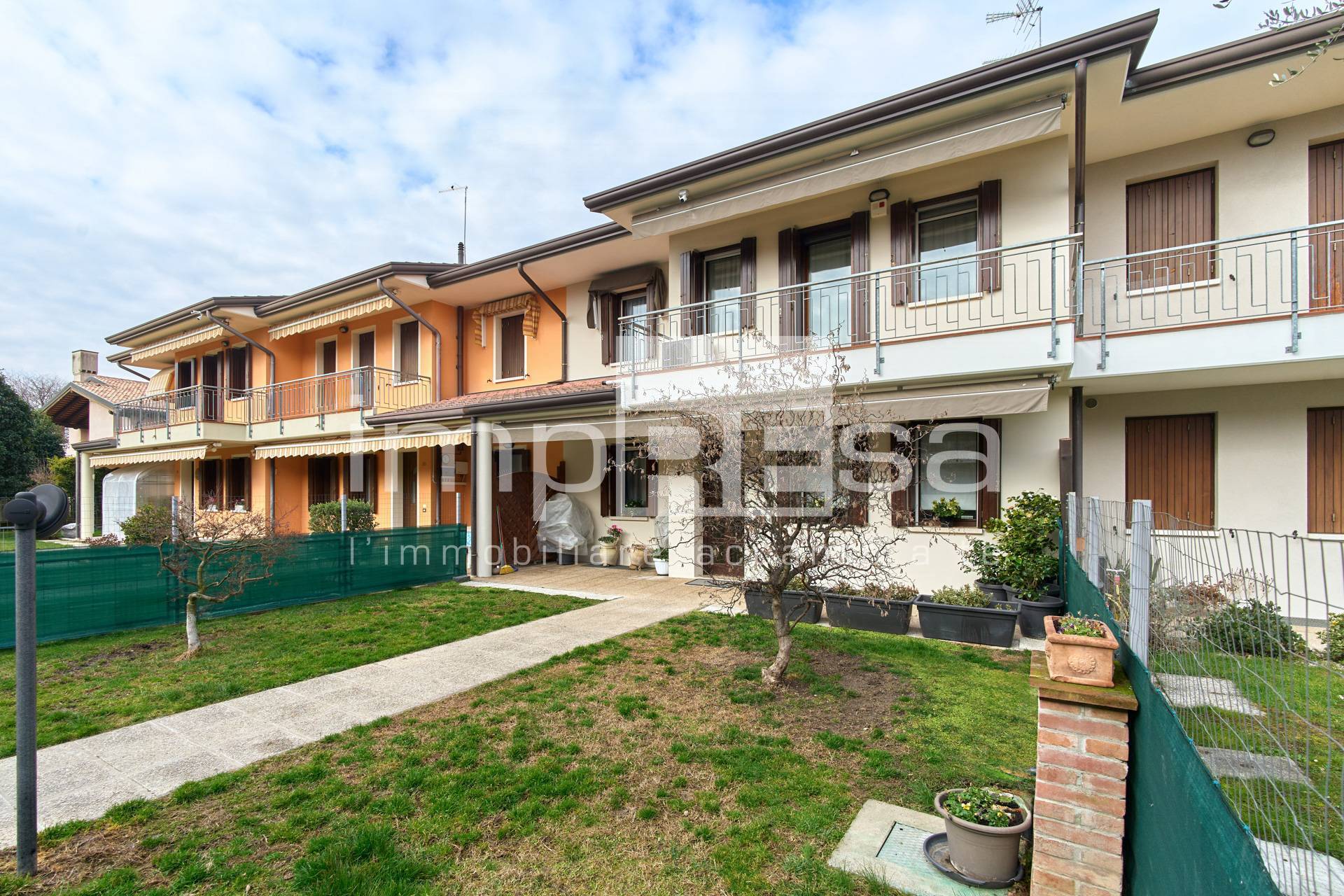 Villetta schiera in vendita a Spresiano, Lovadina