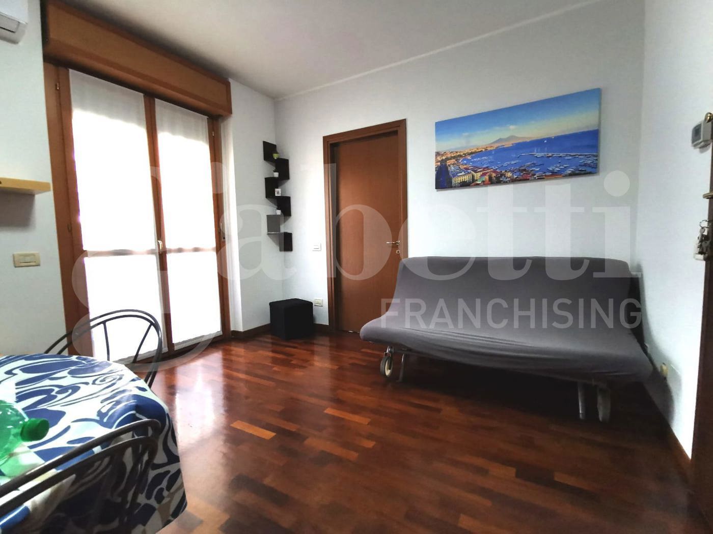 Bilocale arredato in affitto a Milano