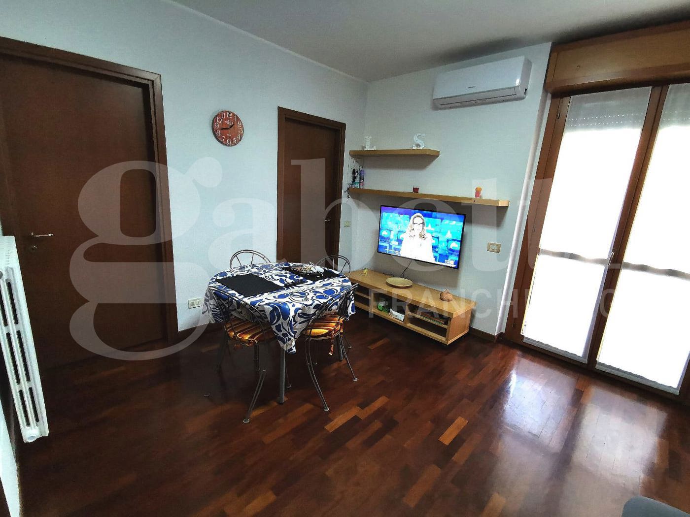 Bilocale arredato in affitto a Milano