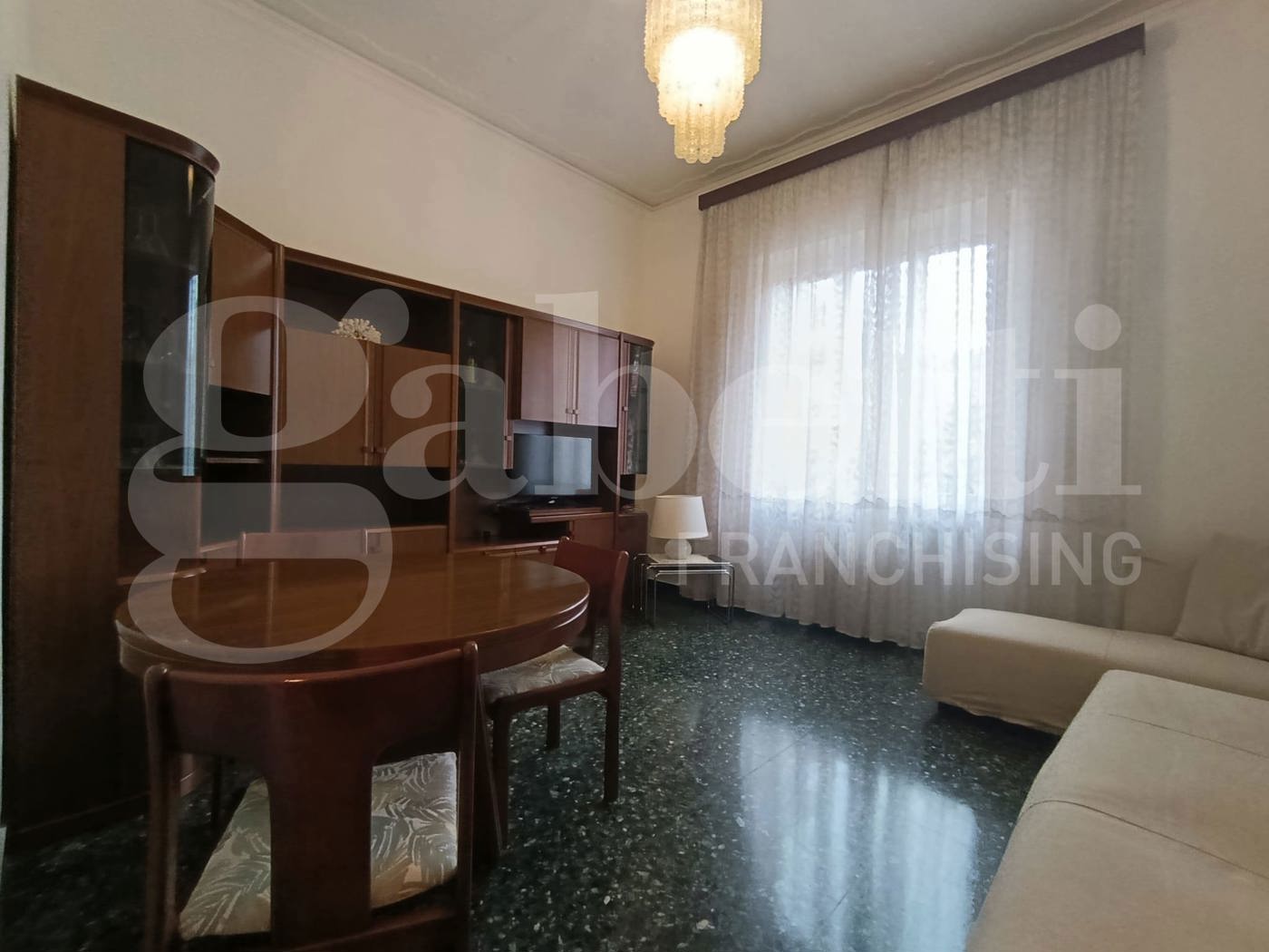 Casa indipendente arredata in affitto a Milano