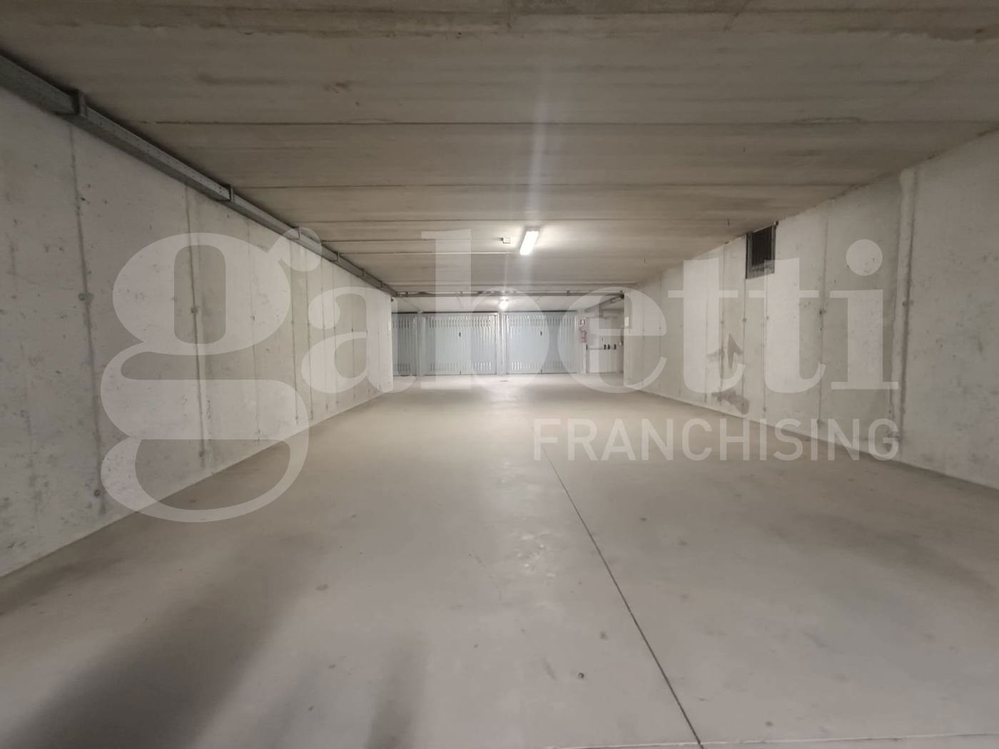 Box/Garage 15mq in affitto a Milano