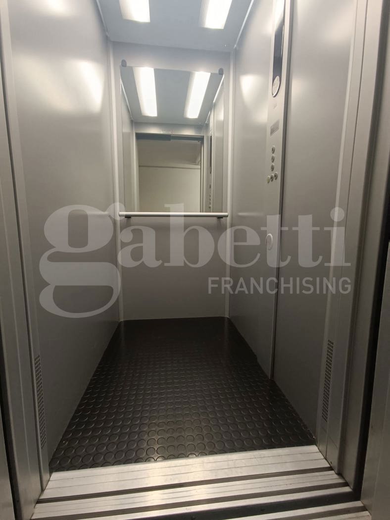 Box/Garage 29mq in vendita a Milano