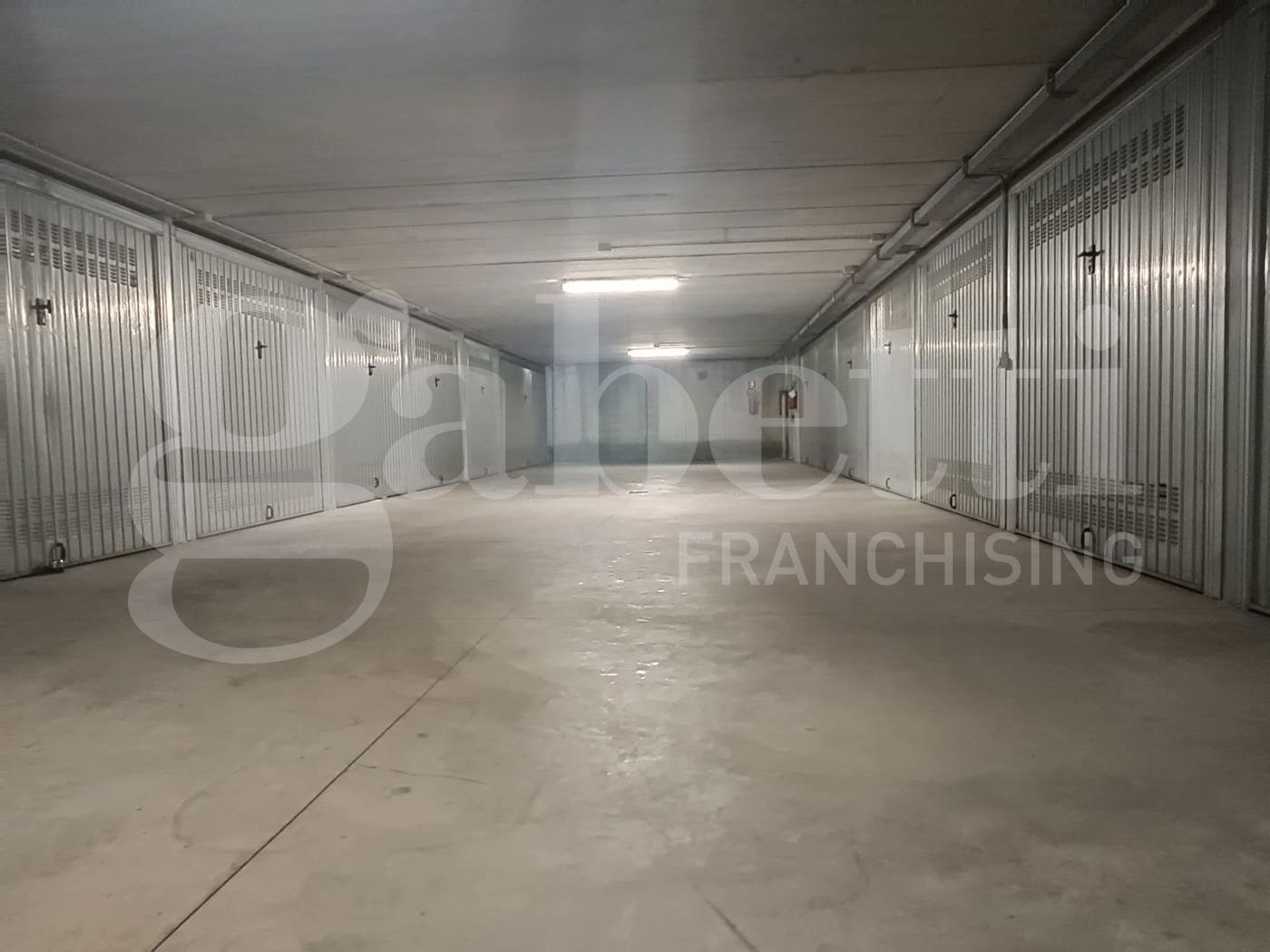 Box/Garage 29mq in vendita a Milano