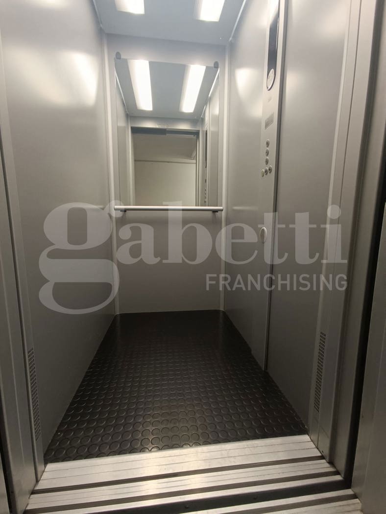 Box/Garage 29mq in vendita a Milano