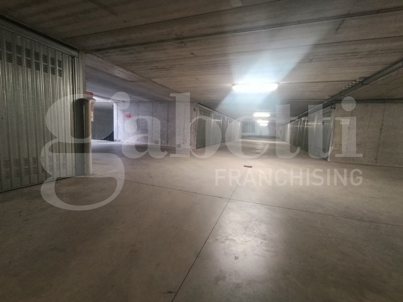 Box/Garage 15mq in affitto a Milano