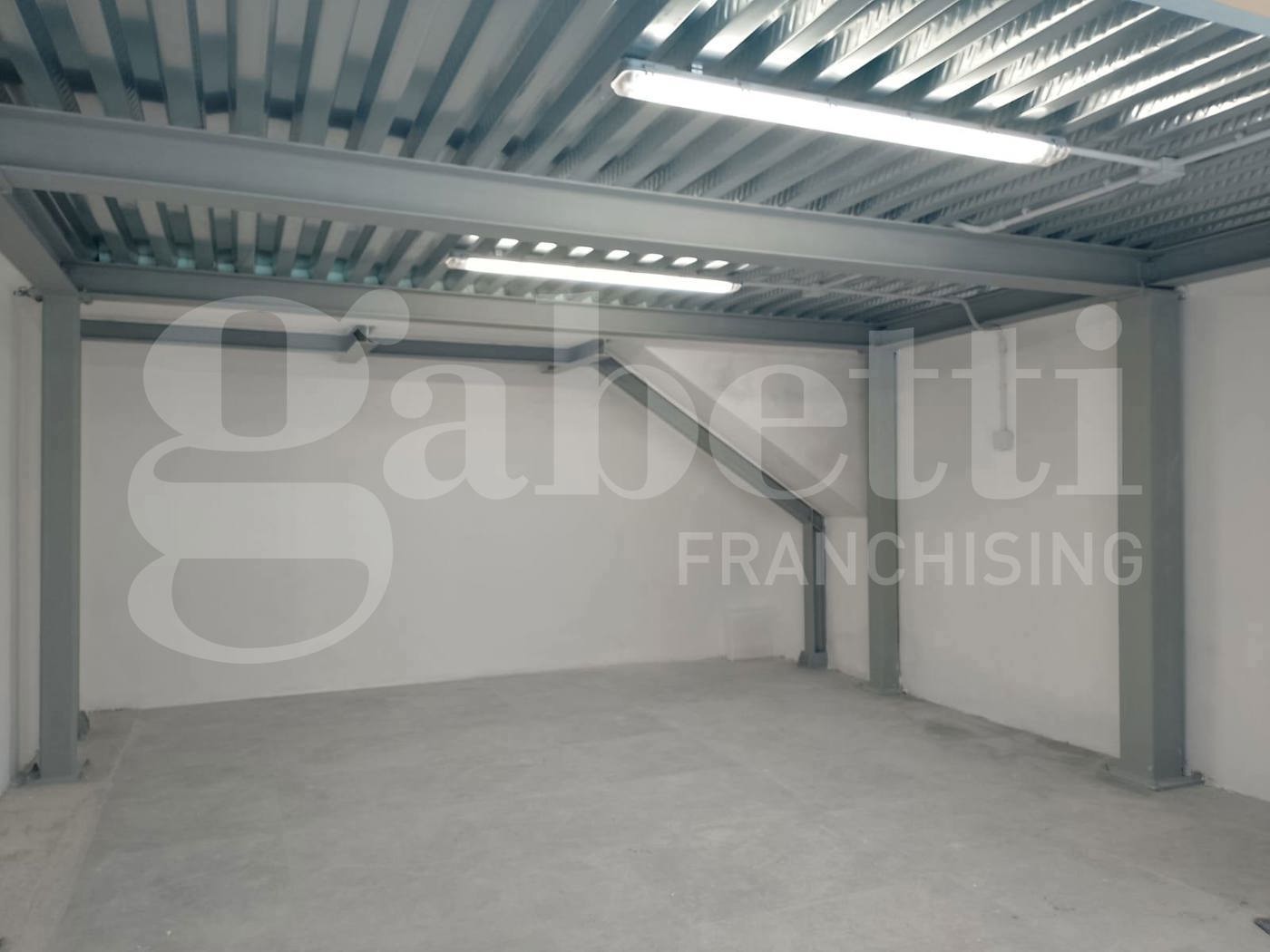 Box/Garage 20mq in vendita a Milano