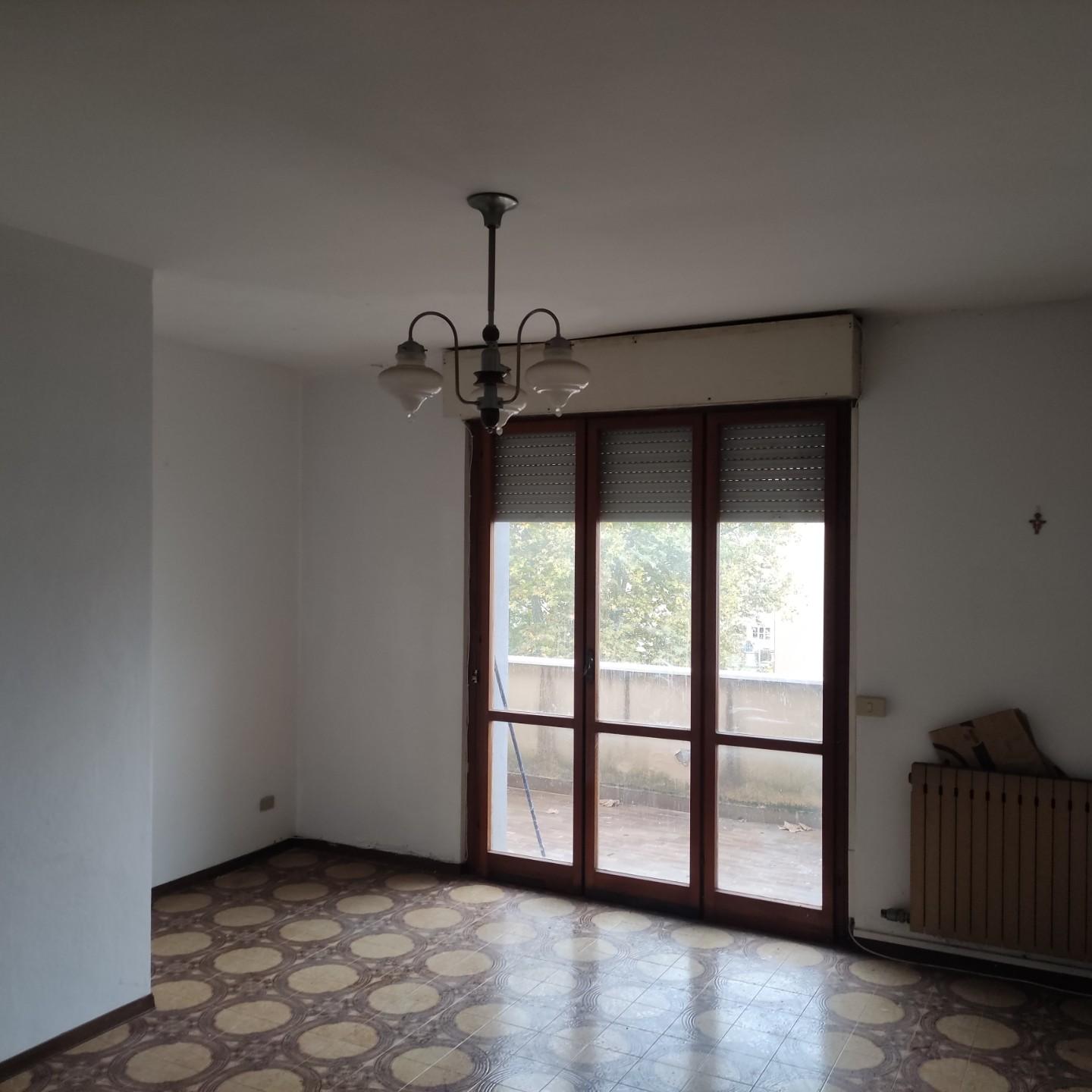 Quadrilocale con terrazzo, Pisa cisanello