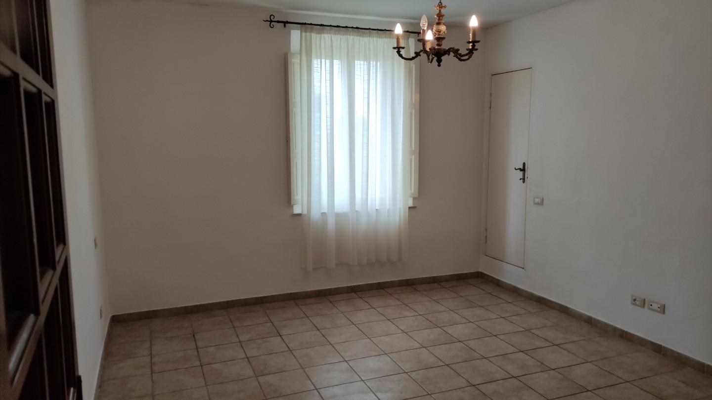 Quadrilocale arredato in affitto a Pisa