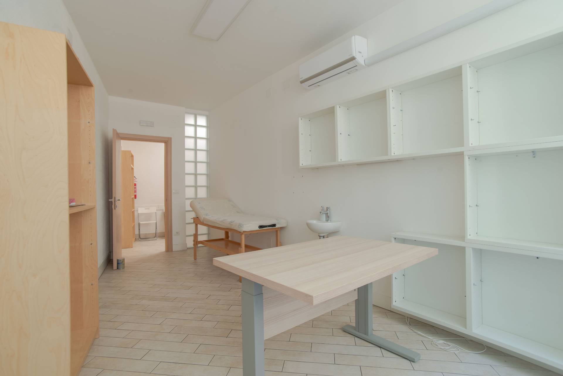 Studio/Ufficio in vendita a Trieste, Barriera - Ospedale Maggiore