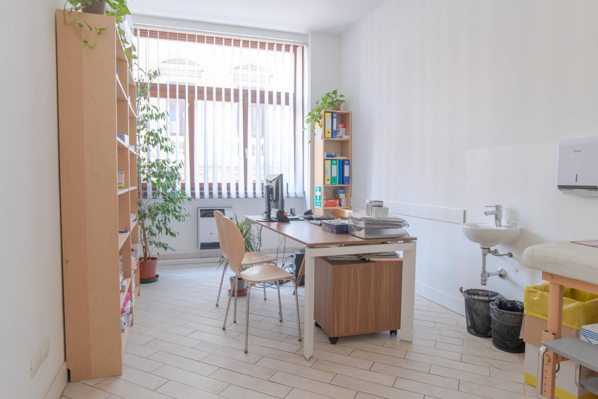 Studio/Ufficio in vendita a Trieste, Barriera - Ospedale Maggiore