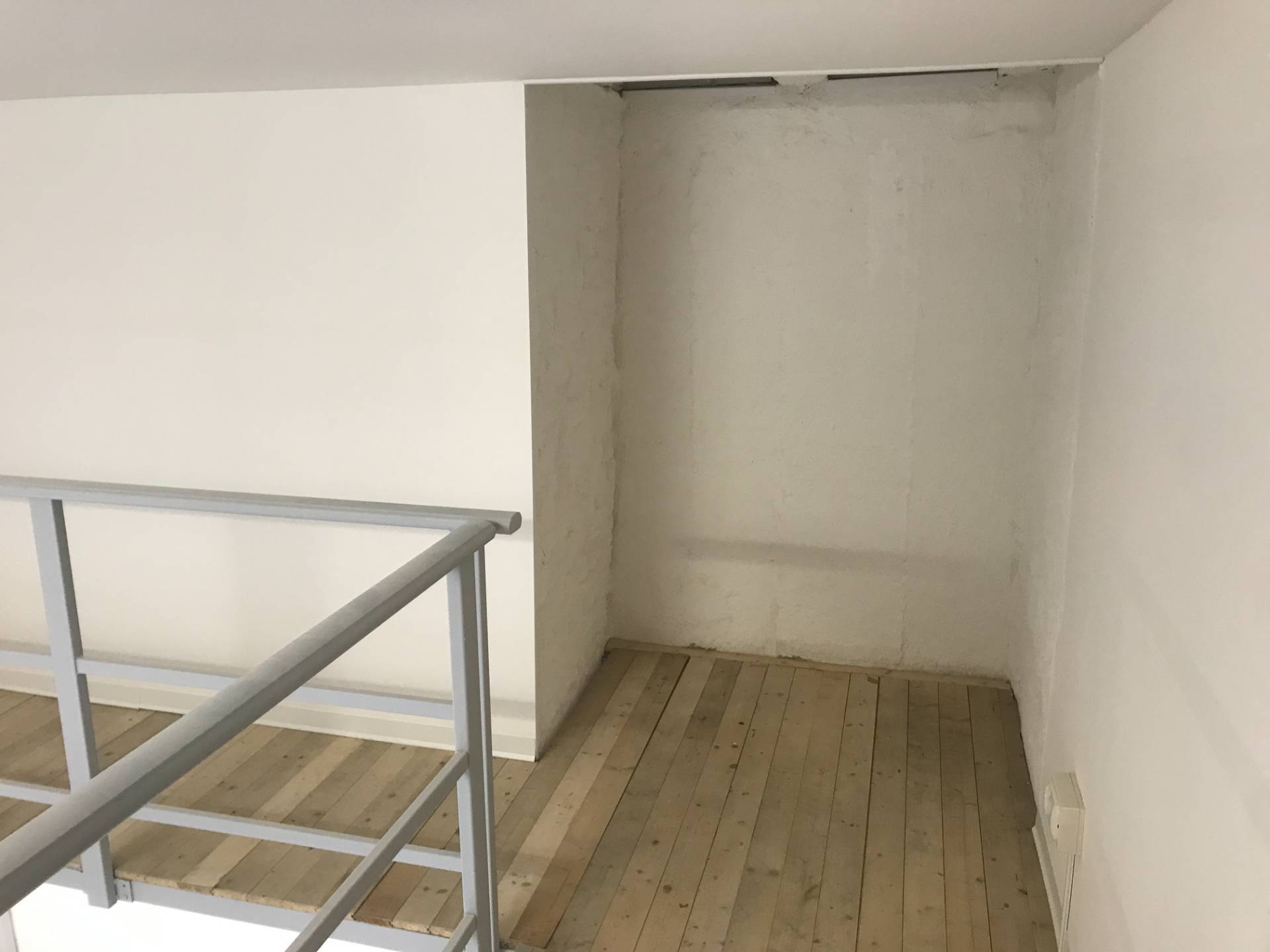 Magazzino in affitto a Trieste, Centro storico