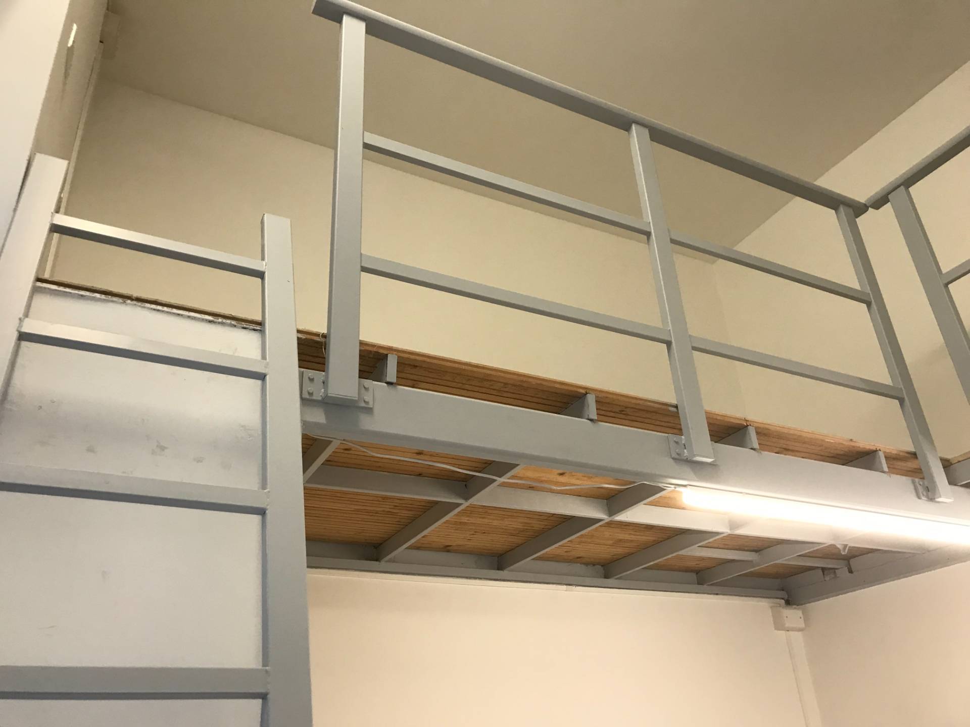 Magazzino in affitto a Trieste, Centro storico