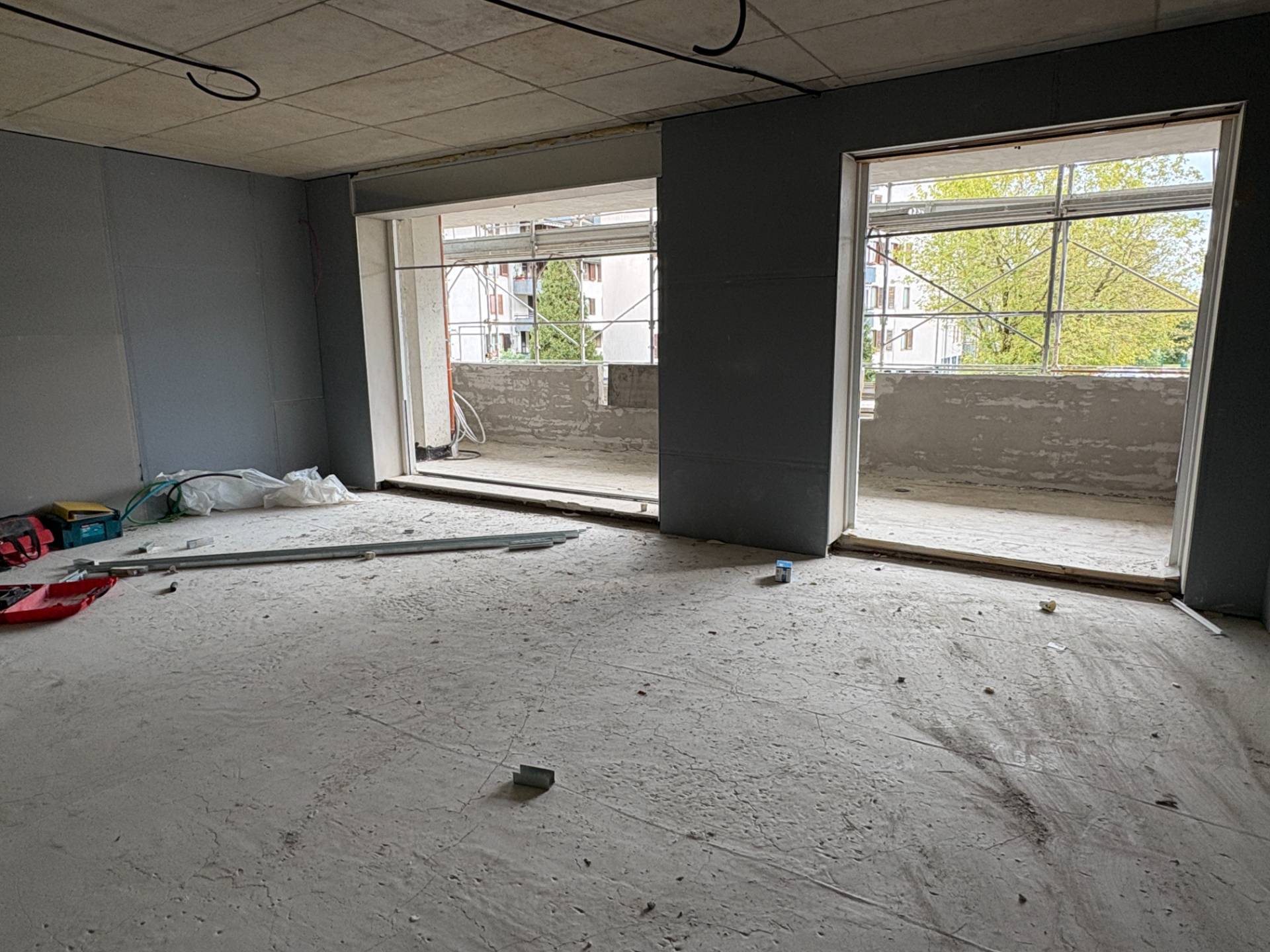 Quadrilocale con terrazzo in vendita a Rho