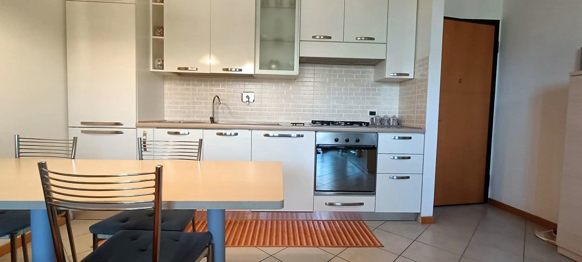 Monolocale arredato in affitto a Siena