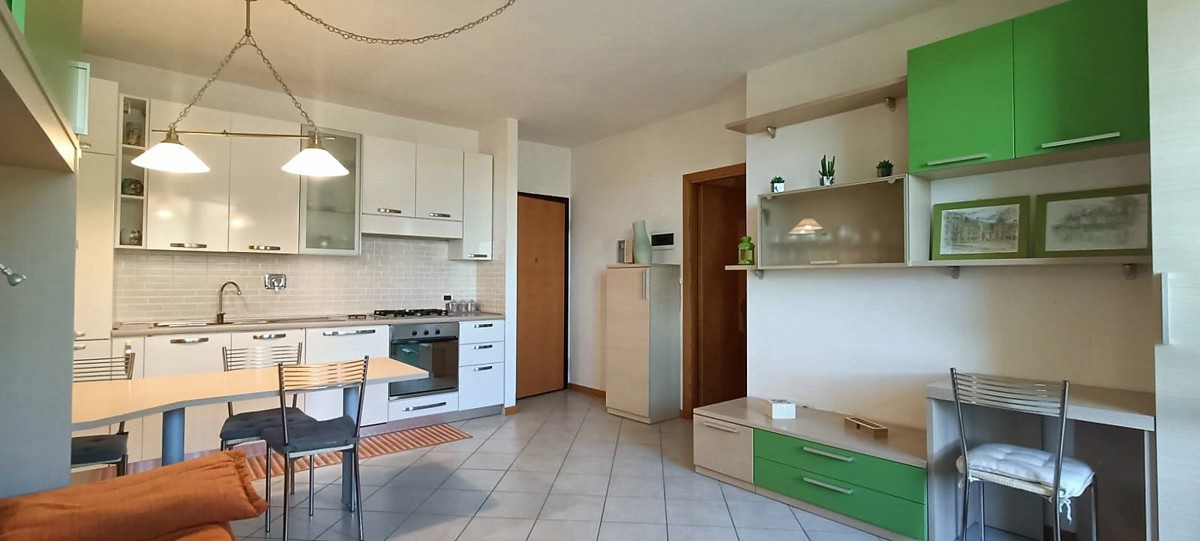 Monolocale arredato in affitto a Siena