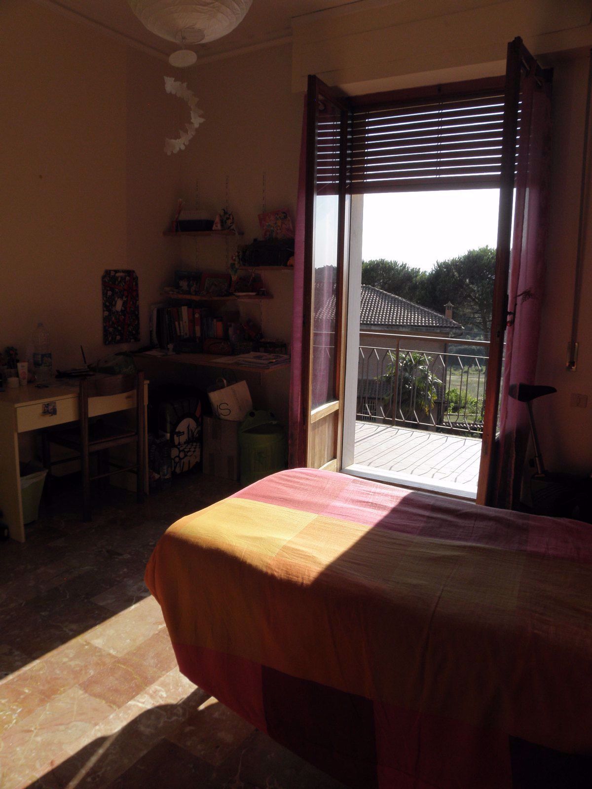 Monolocale arredato in affitto a Siena