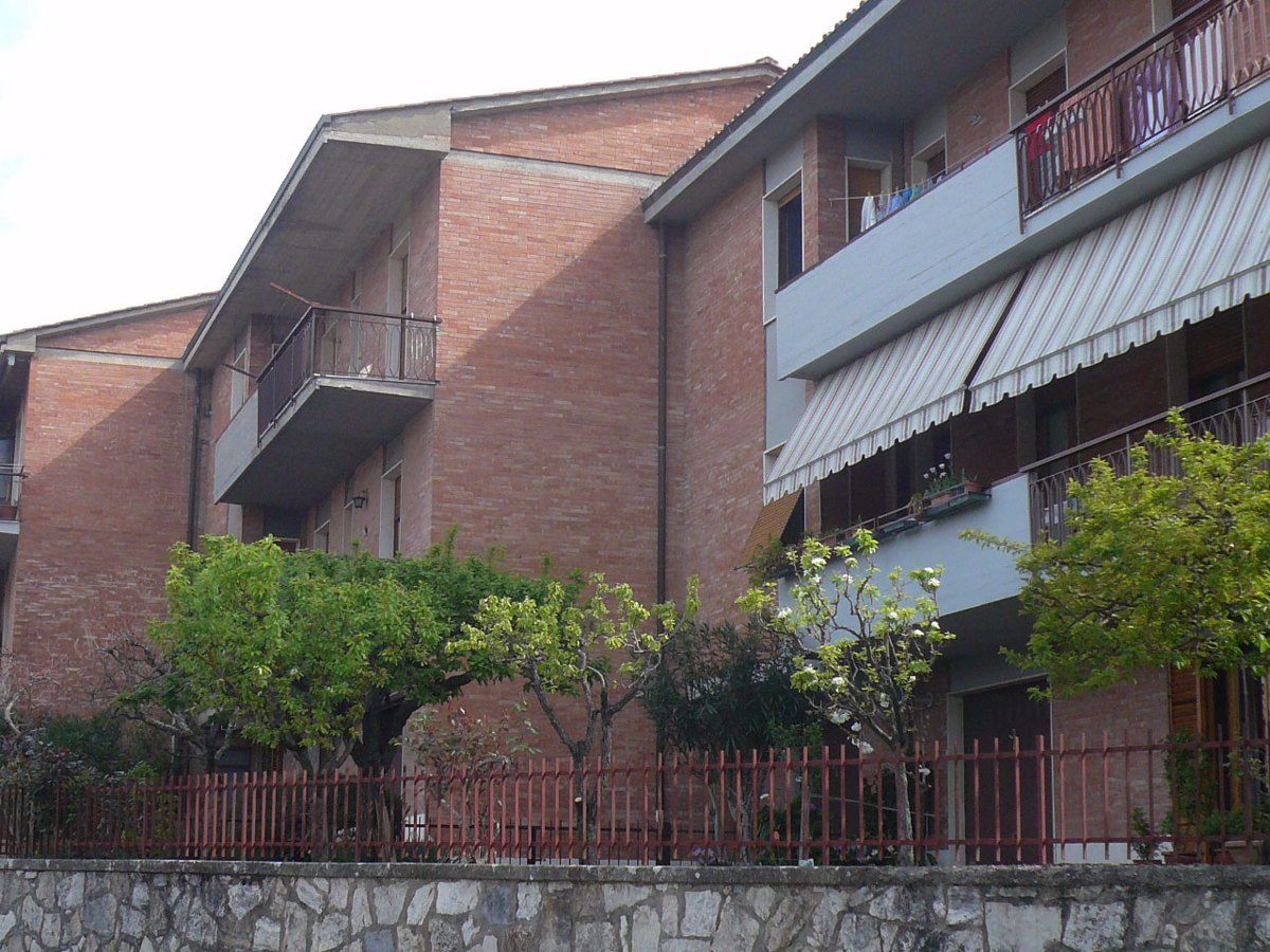 Monolocale arredato in affitto a Siena