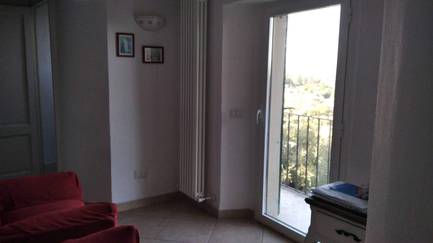 Monolocale arredato in affitto a Siena