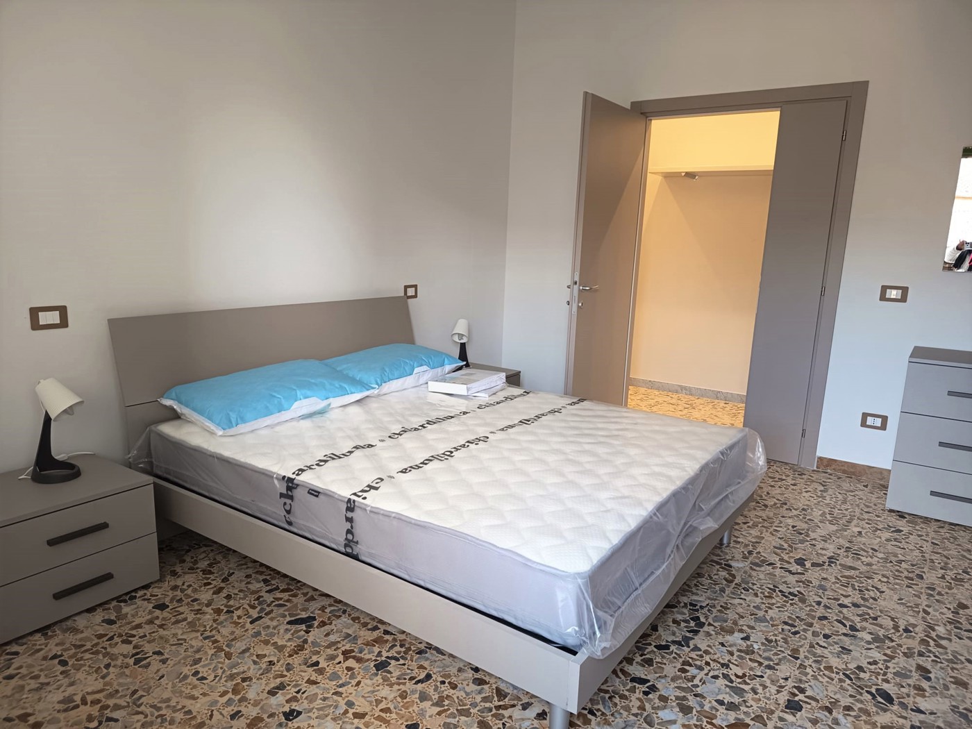 Quadrilocale arredato in affitto a Siena