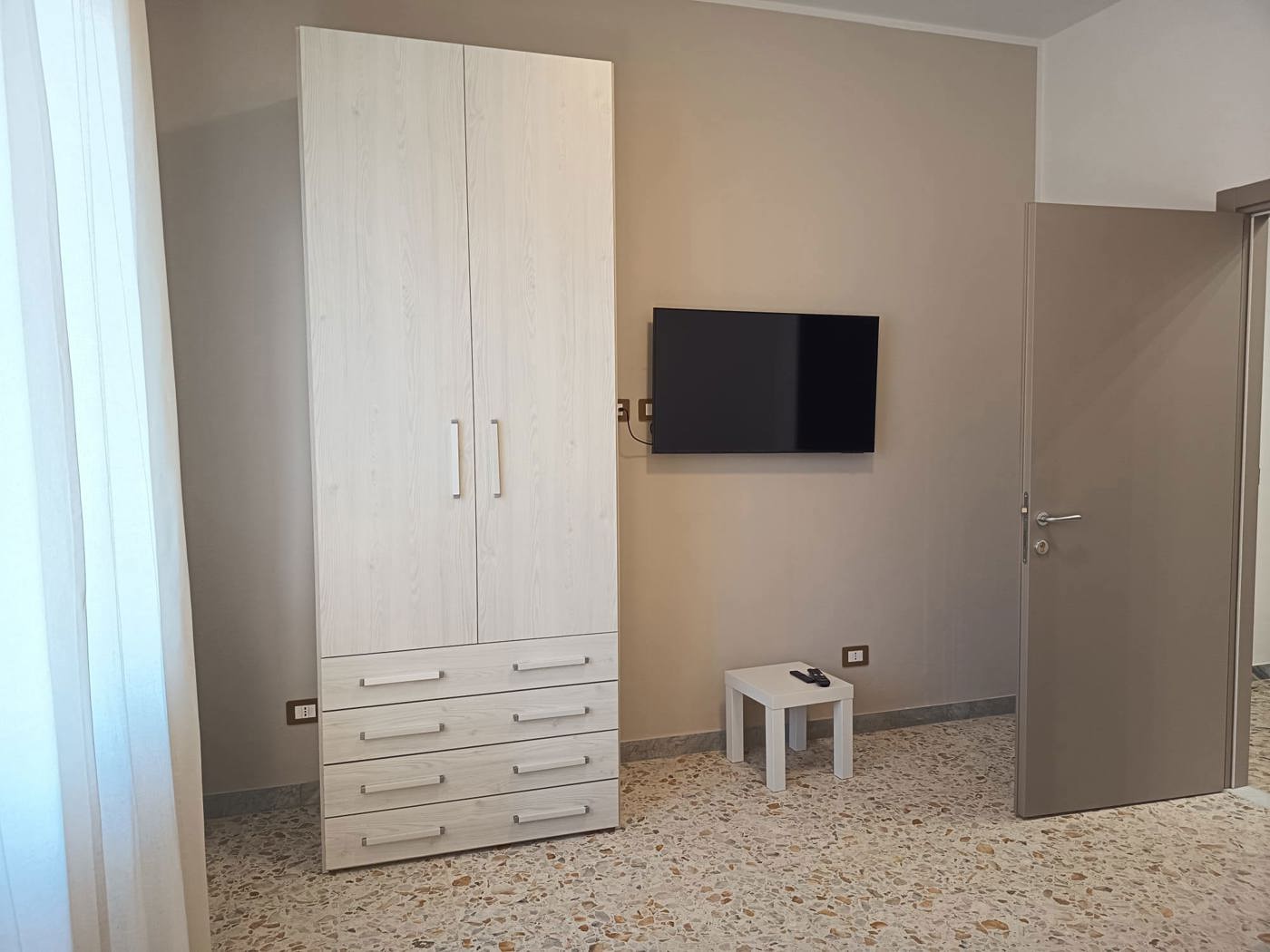 Quadrilocale arredato in affitto a Siena