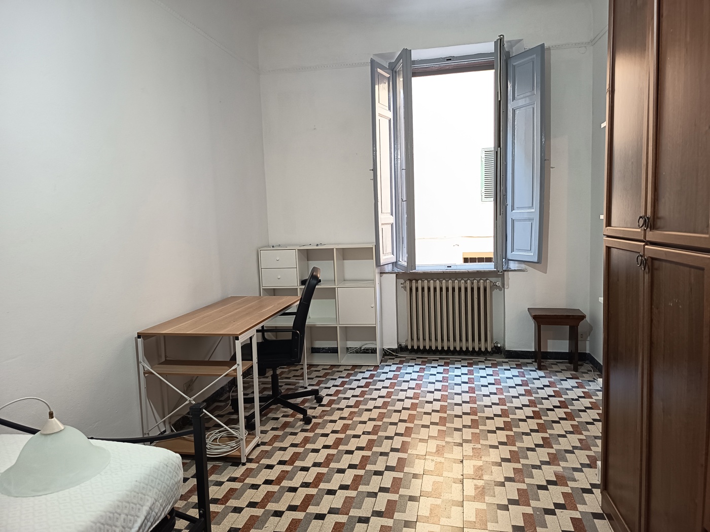 Quadrilocale arredato in affitto a Siena