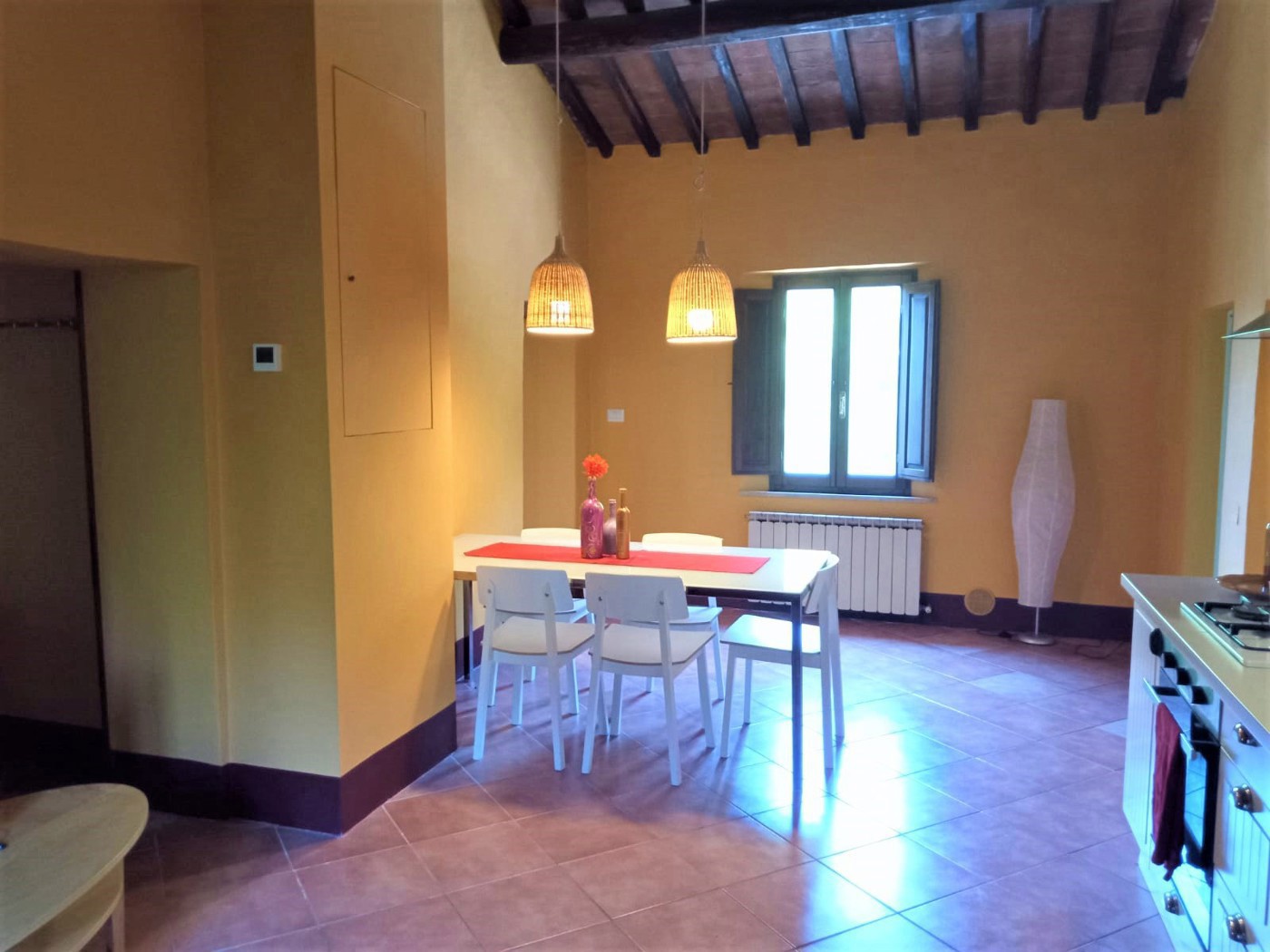 Trilocale arredato in affitto a Siena