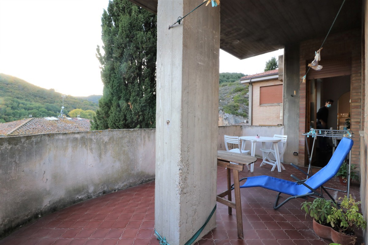 Bilocale arredato in affitto a Sovicille