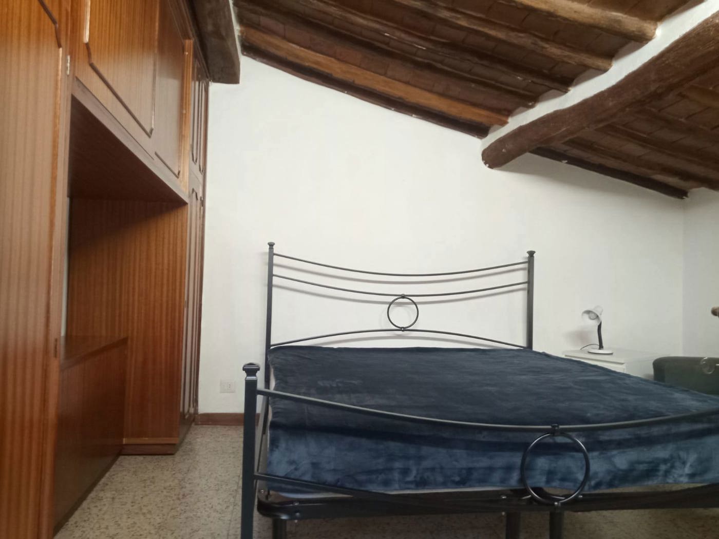 Trilocale arredato in affitto a Siena